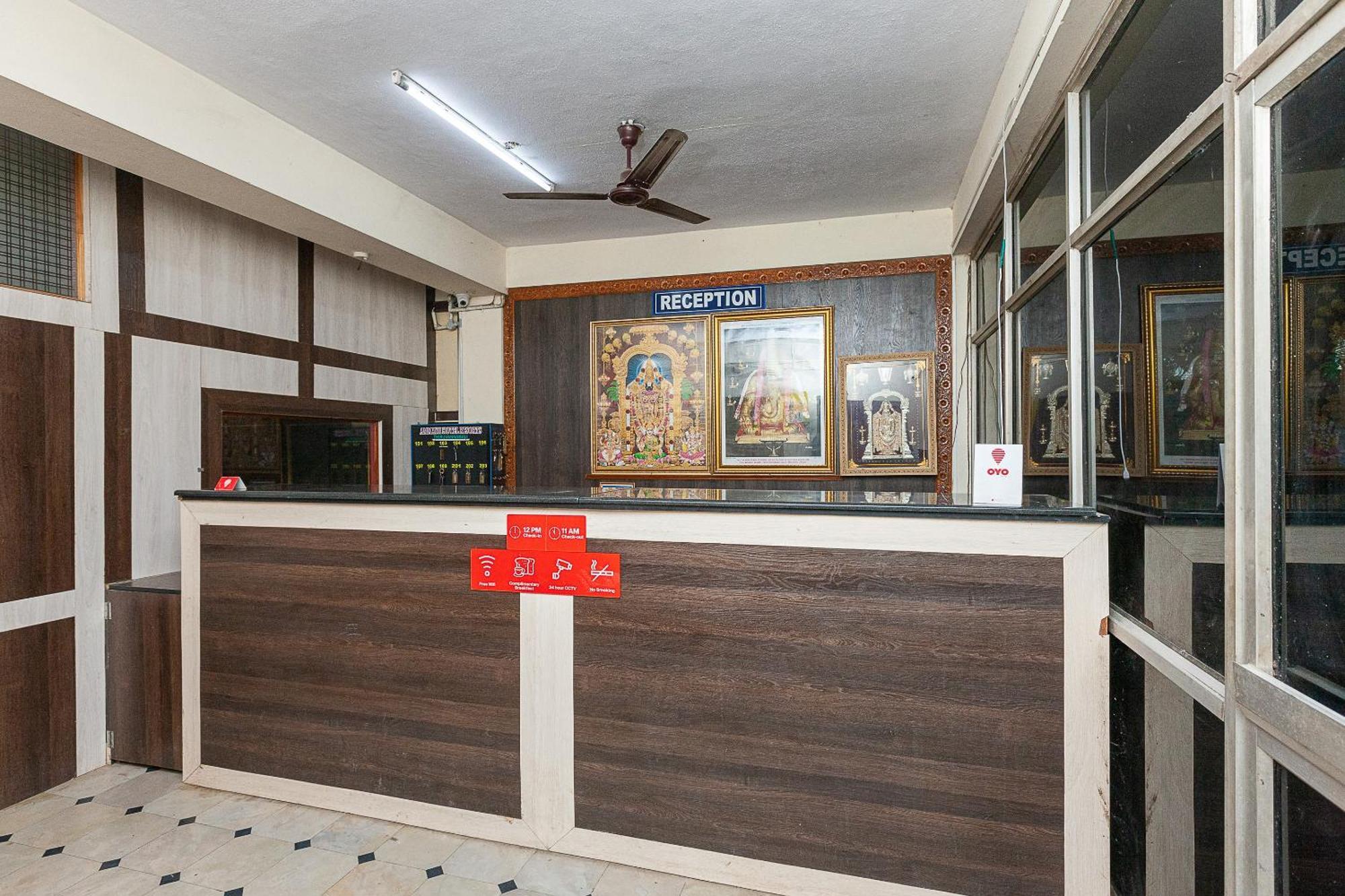 Collection O Ammayi Hotels & Resorts Tiruvannamalai Exterior photo